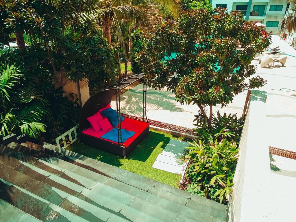 Club Royal Suites Pattaya Exterior foto