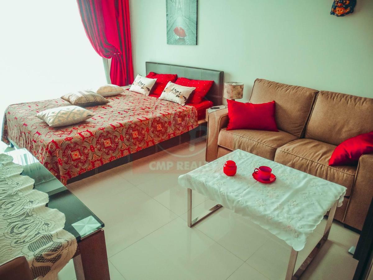 Club Royal Suites Pattaya Exterior foto